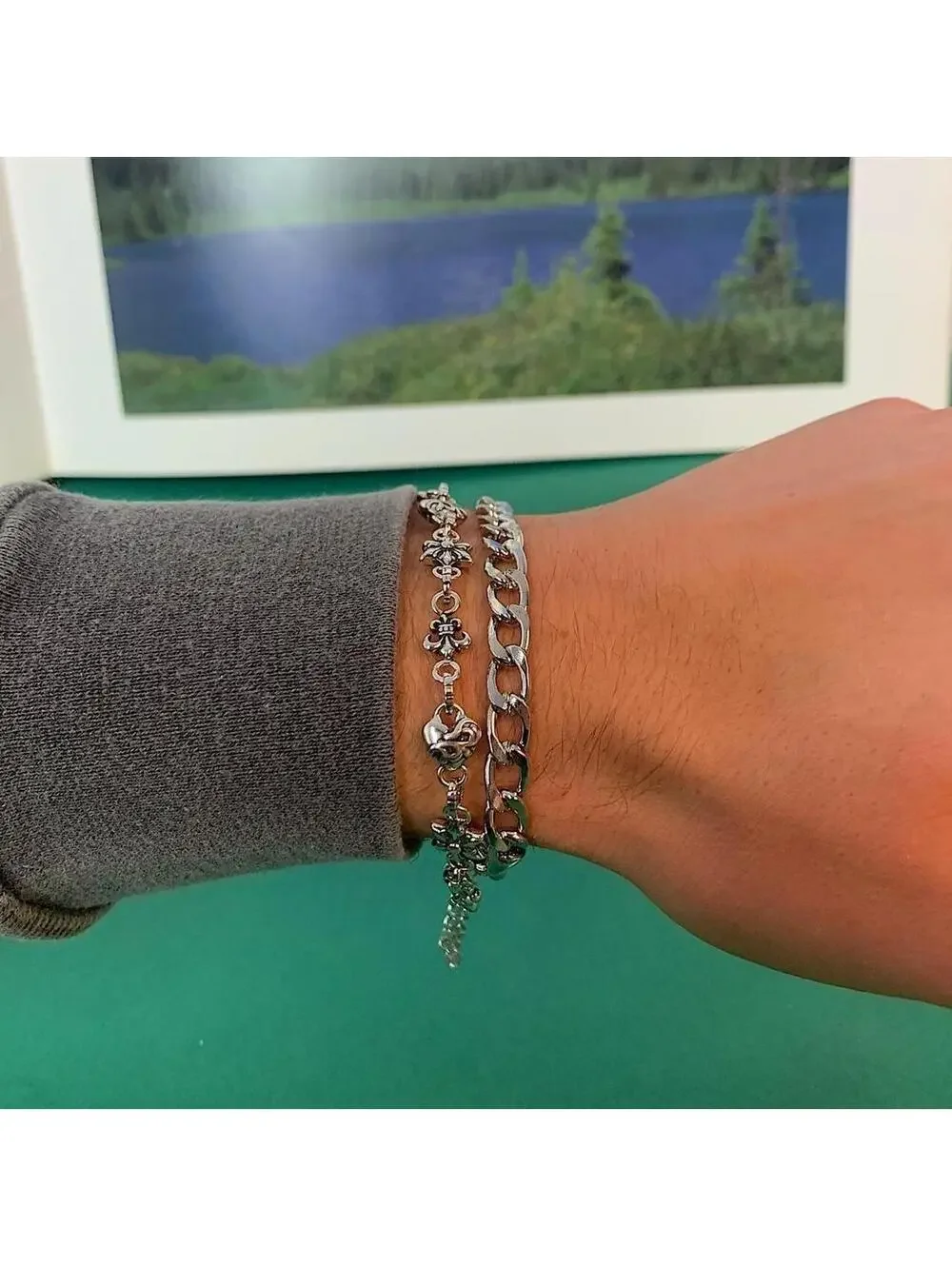 Figaro bracelet Stainless steel Bracelet. 9 inches length. Item is unisex and